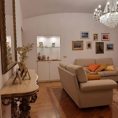 La Casa Di Francesca Hotell Napoli Eksteriør bilde